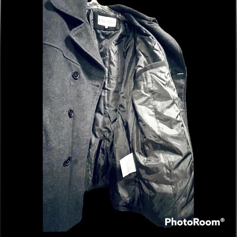 Double Breasted Peacoat •Men• - Picture 4 of 10